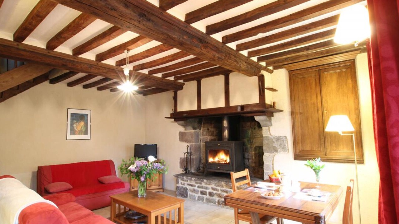 Photo of Livingroom in St-Denis-le-Vetu