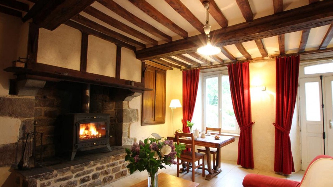 Photo of Livingroom in St-Denis-le-Vetu