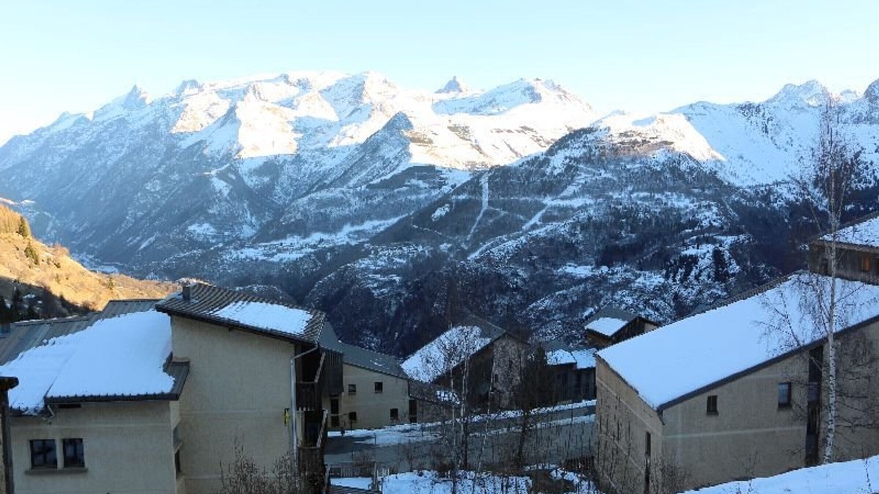 Photo of Outdoor in Auris