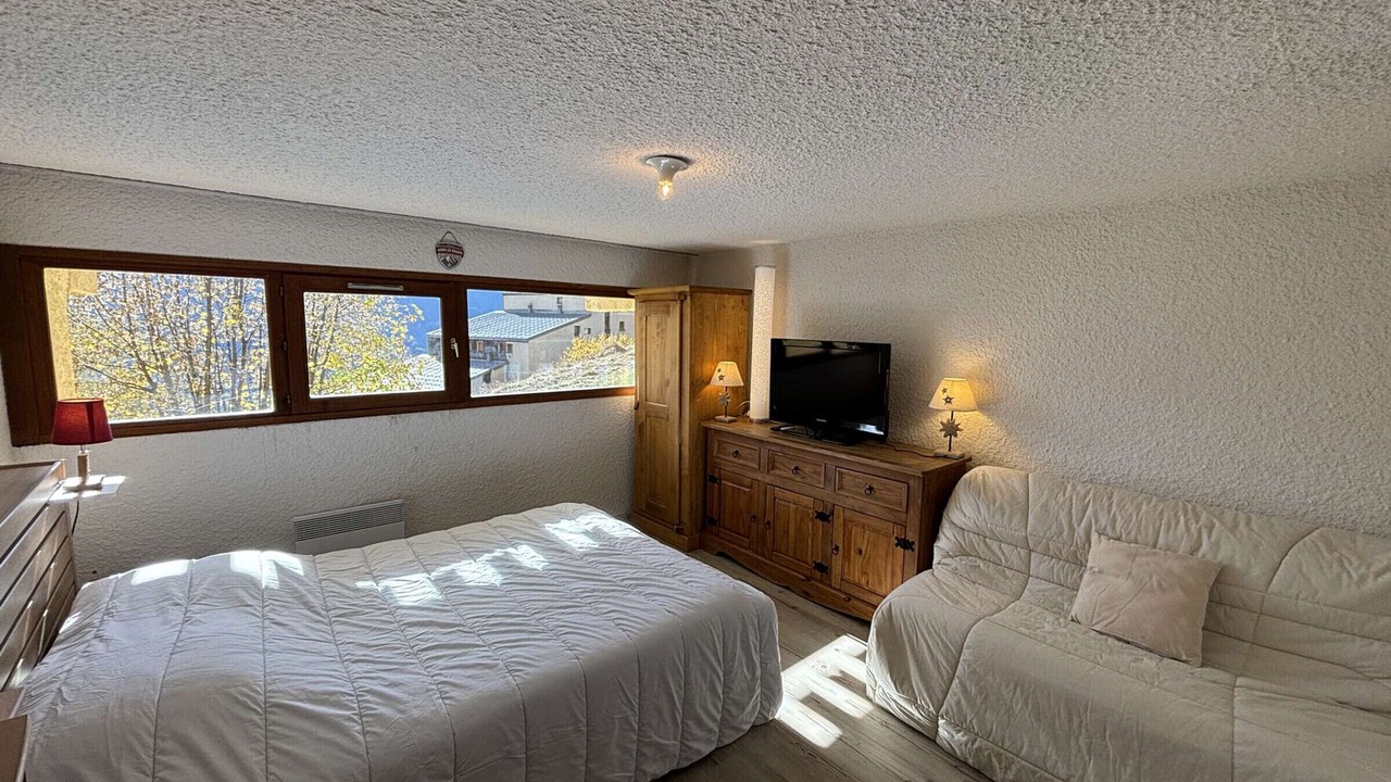 Photo of Bedroom in Auris