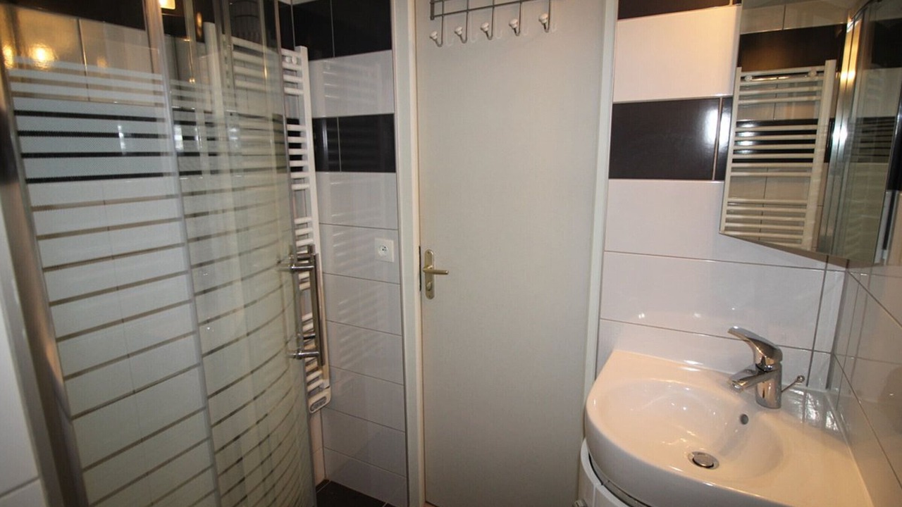 Photo of Bathroom in Auris