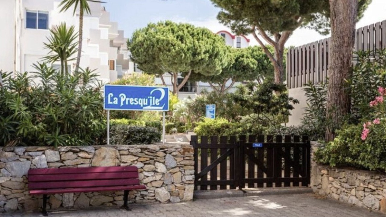 Photo of Outdoor in Port Rive Gauche