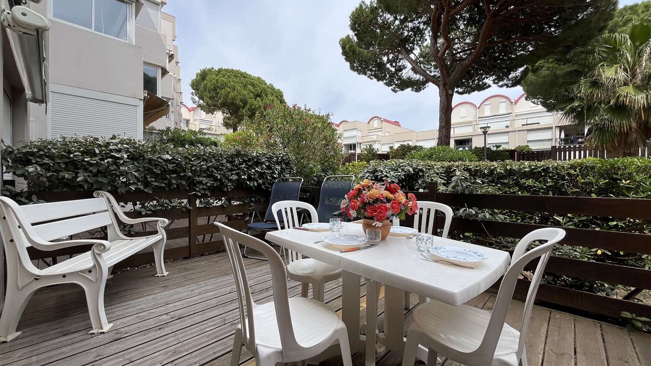 Photo of Outdoor in Port Rive Gauche