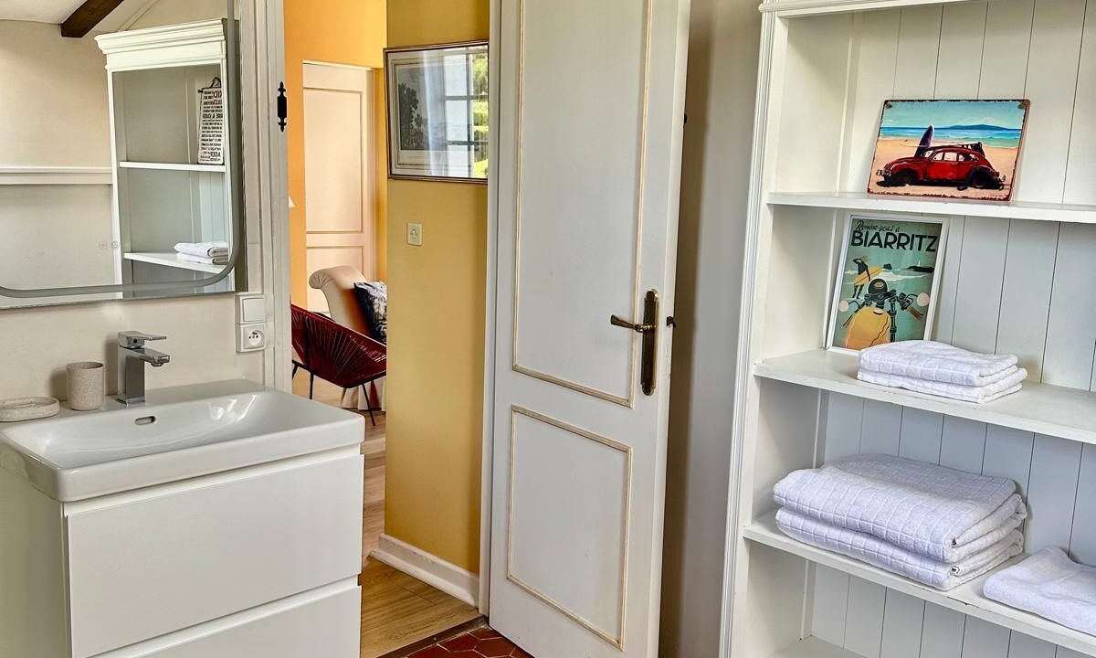 Photo of Bathroom in Ciboure