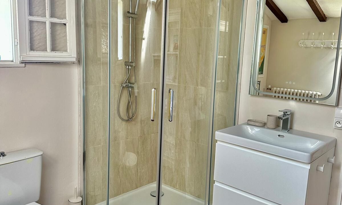 Photo of Bathroom in Ciboure