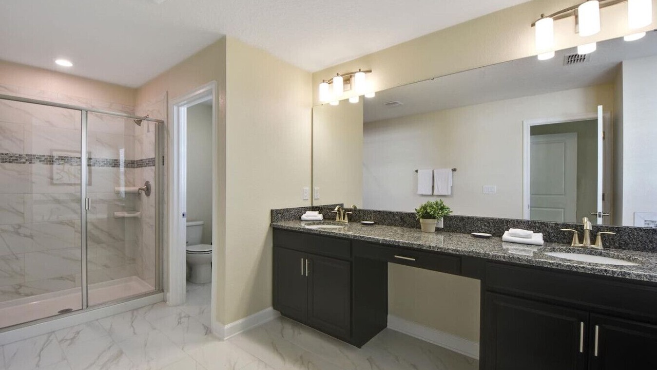 Photo of Bathroom in Davenport