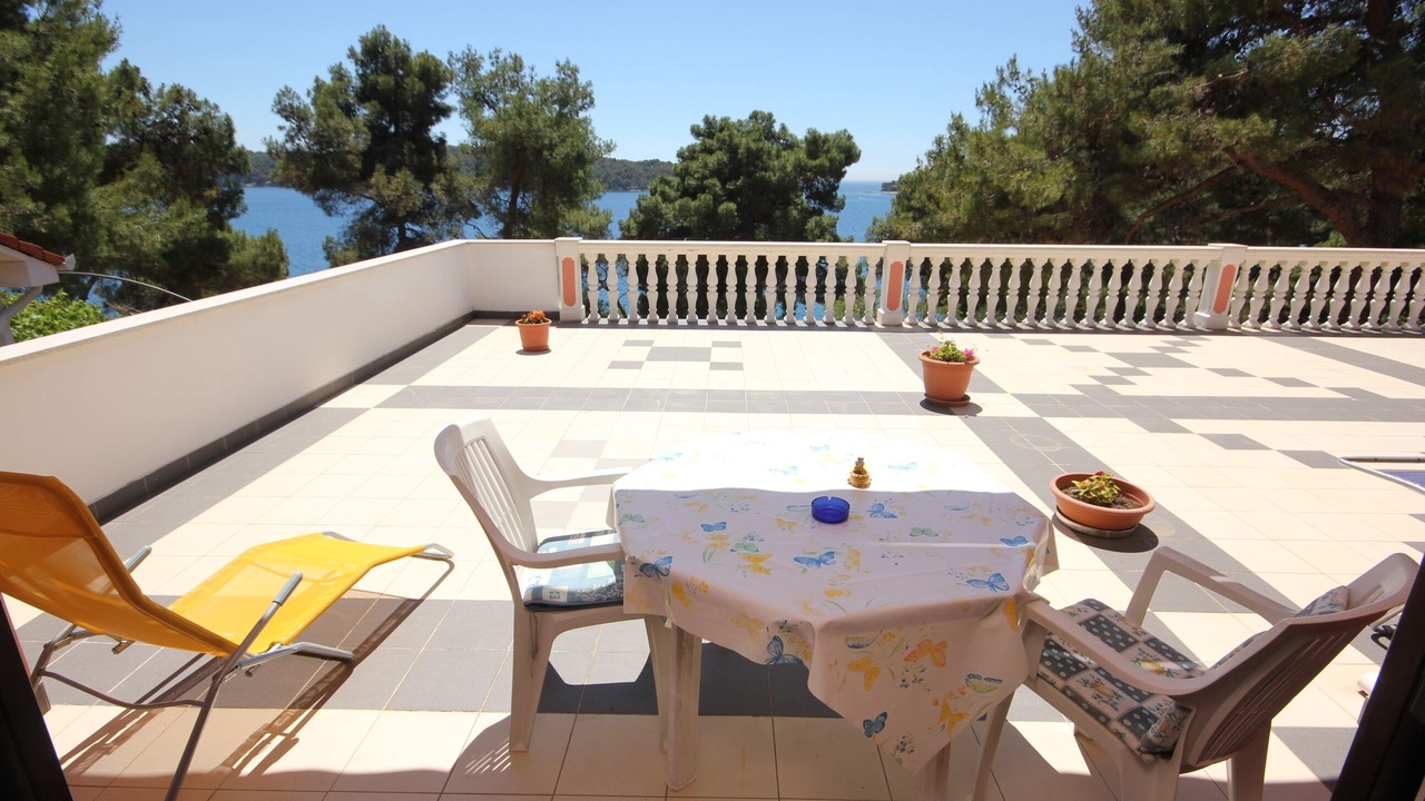 Photo of Outdoor in Cove Murtar