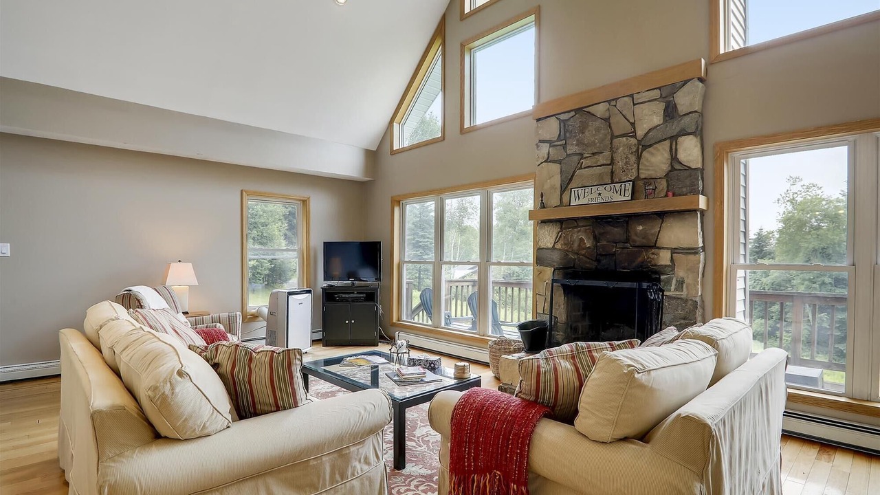 Photo of Livingroom in Waterbury Center