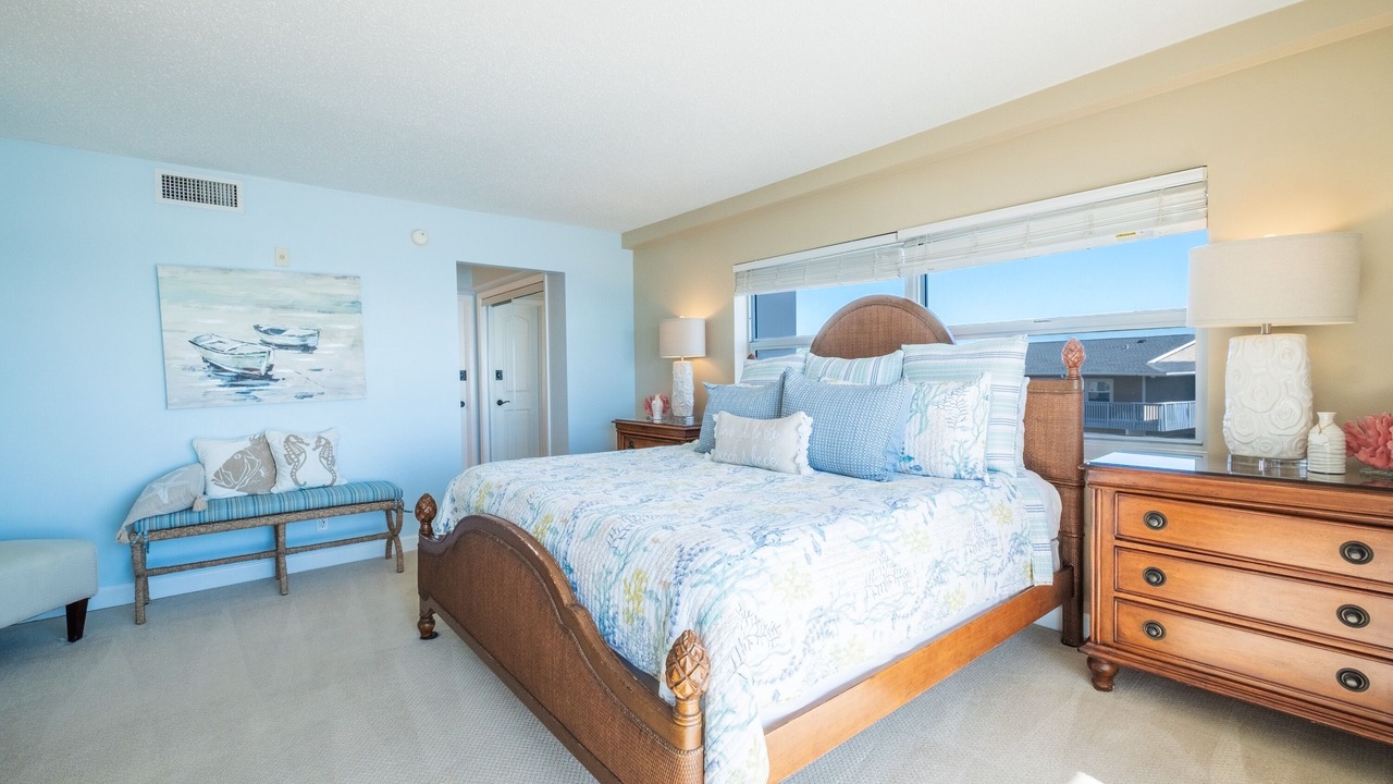 Photo of Bedroom in Pensacola Beach
