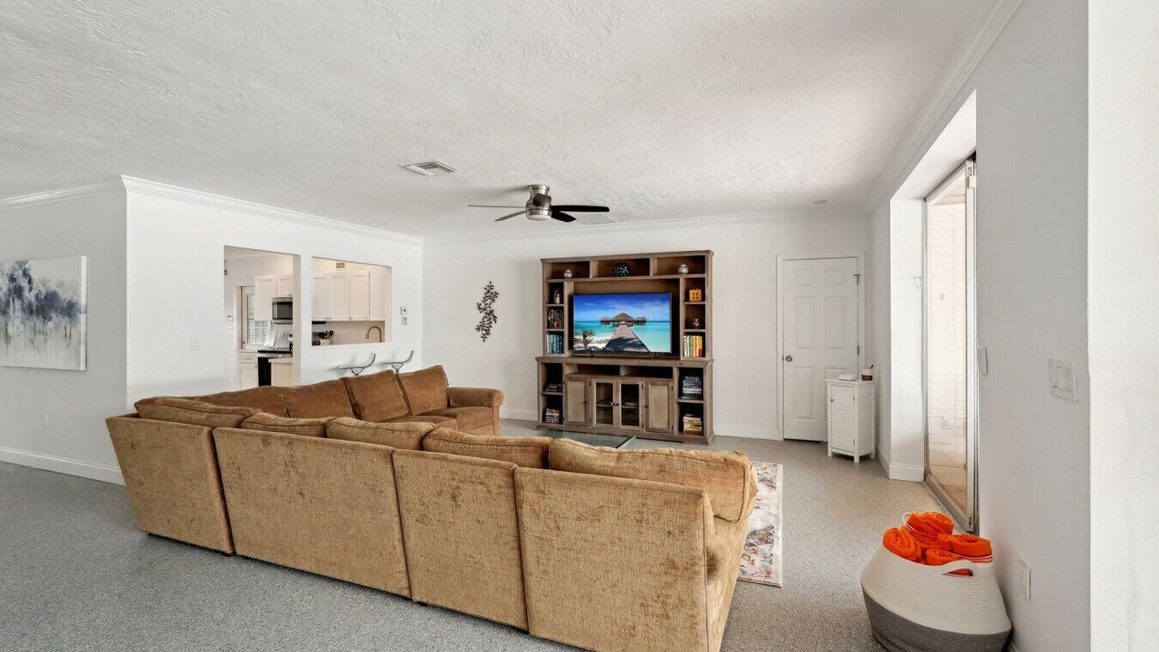 Photo of Livingroom in Saint Armands Key