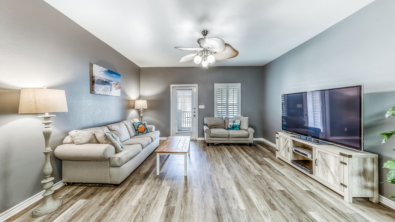 Photo of Livingroom in Corpus Christi