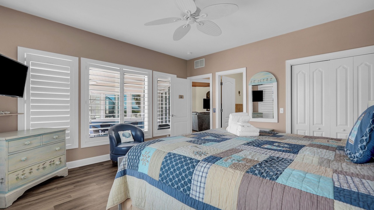 Photo of Bedroom in North Forest Beach