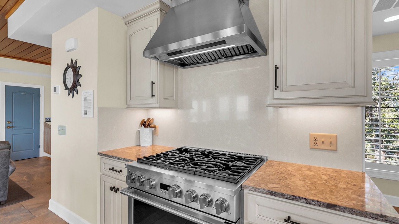Photo of Kitchen in North Forest Beach