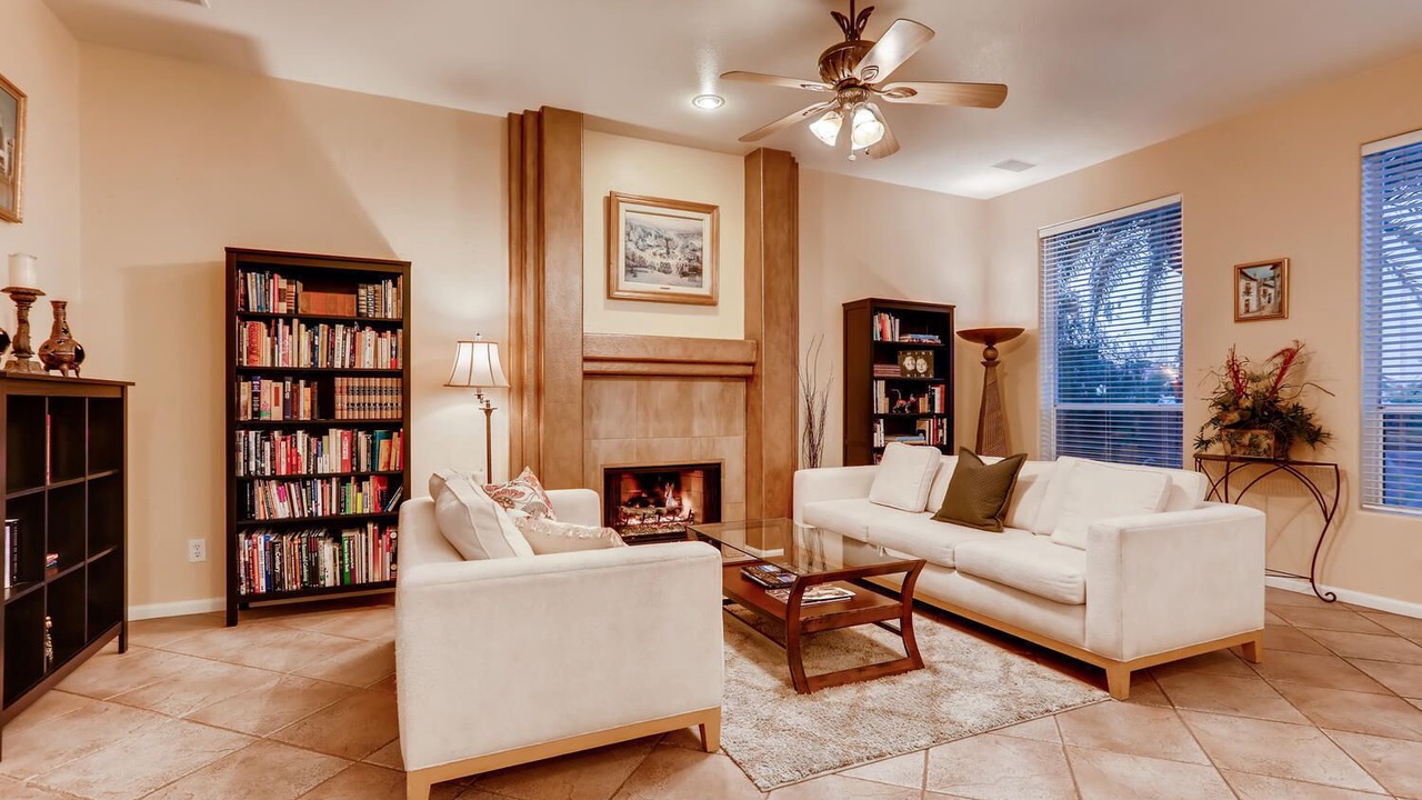 Photo of Bedroom in Enterprise