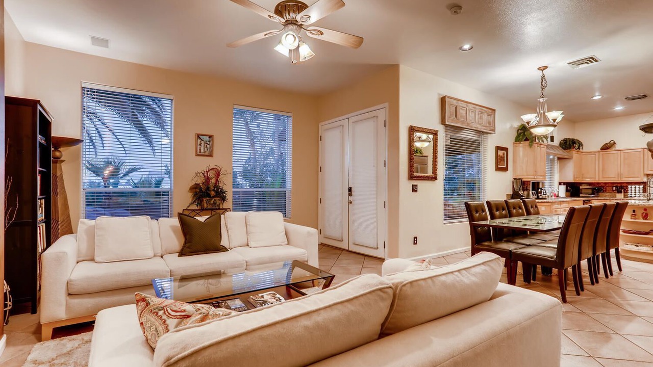Photo of Bedroom in Enterprise