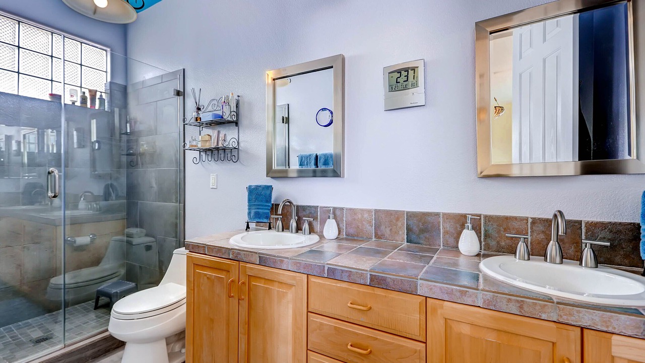Photo of Bathroom in Enterprise