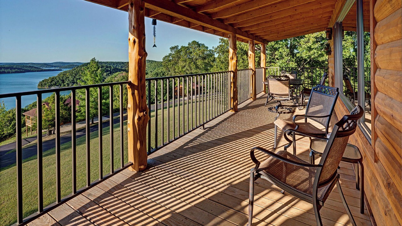 Photo of Patio Balcony in Sylvan Shores