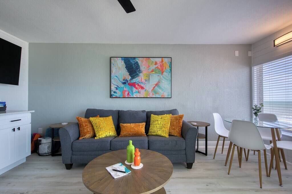 Photo of Livingroom in Belleair Beach