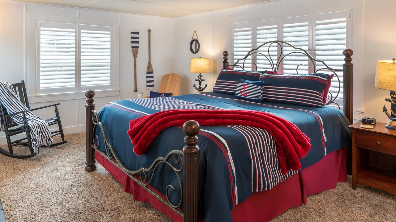 Photo of Others in Roads End