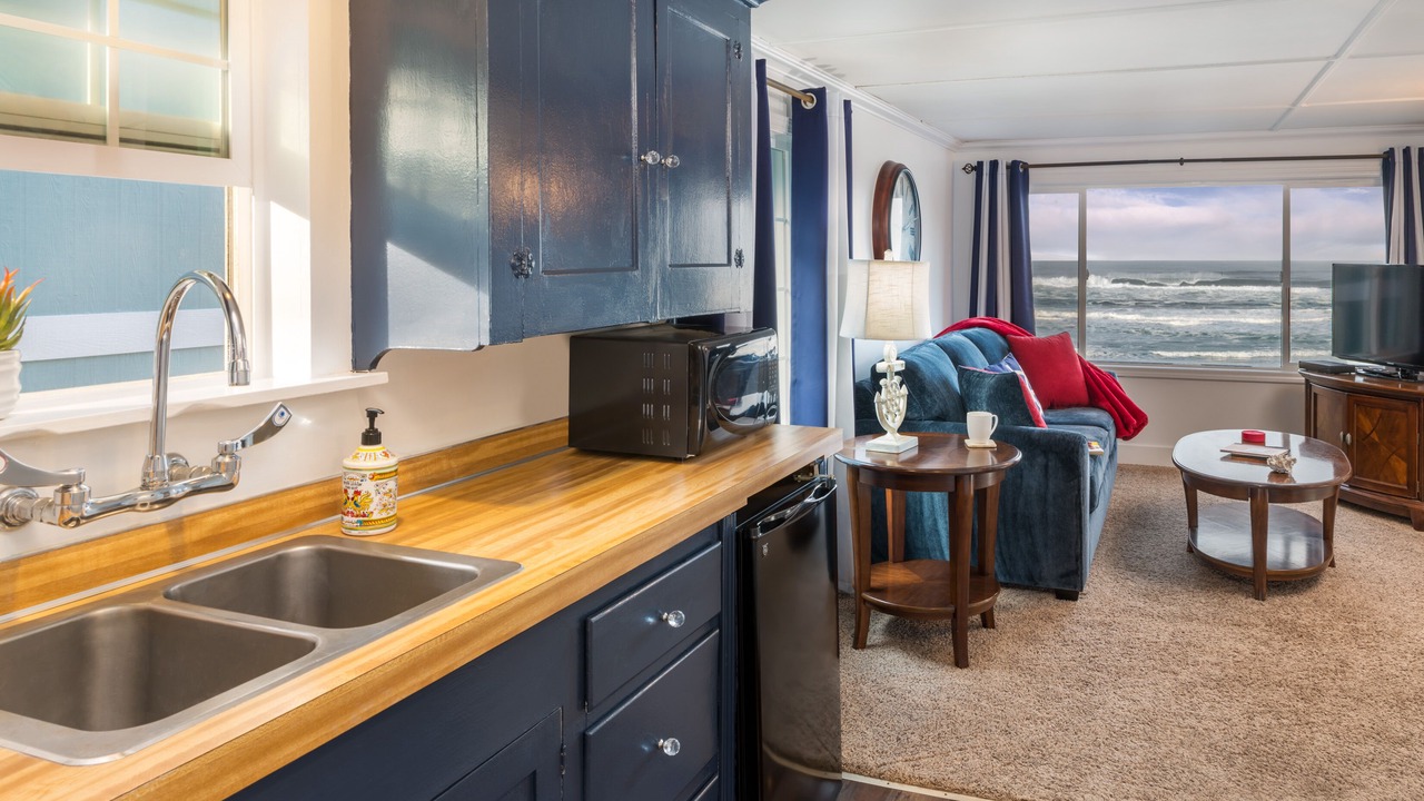 Photo of Others in Roads End