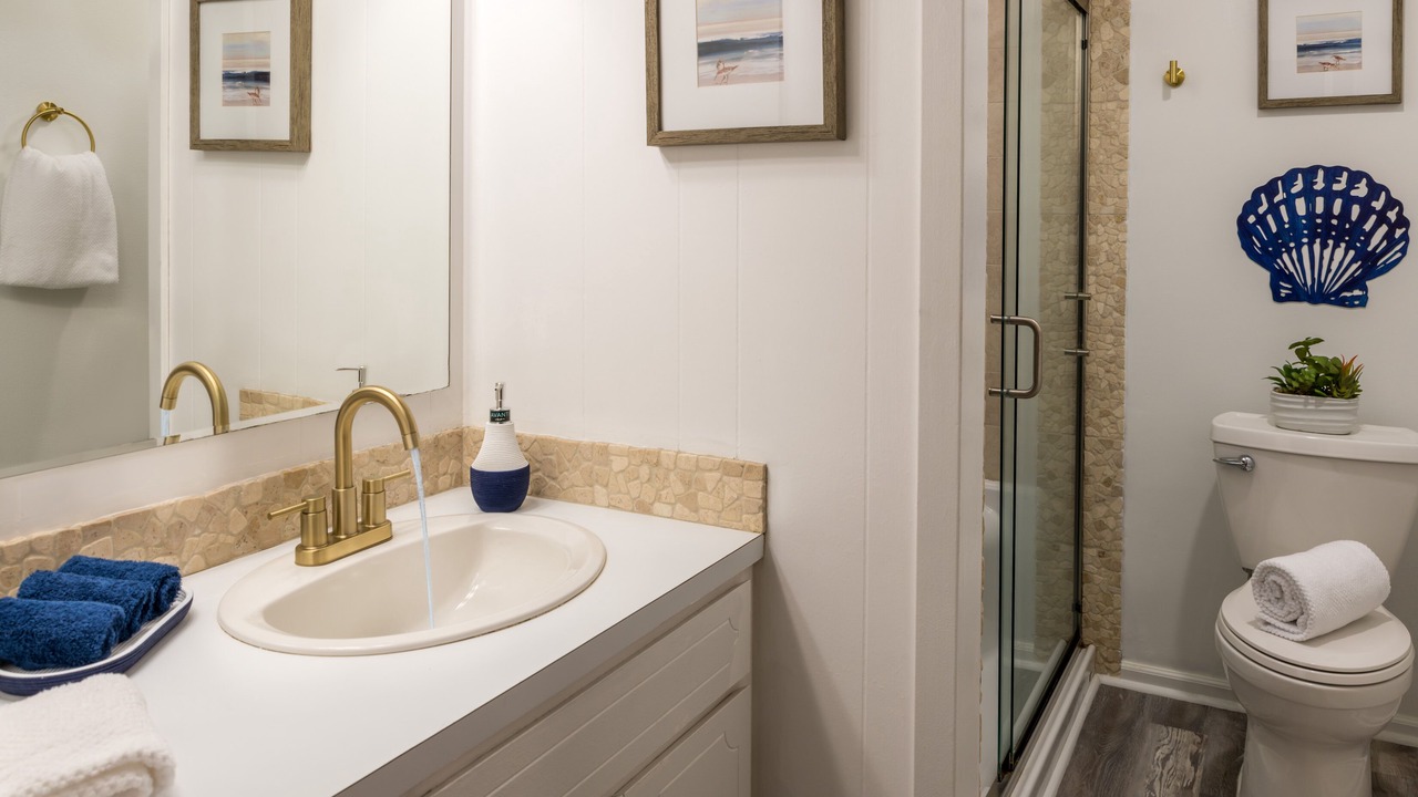 Photo of Bathroom in Roads End