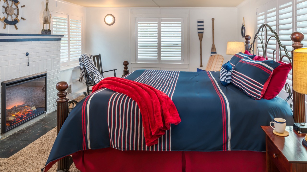 Photo of Others in Roads End