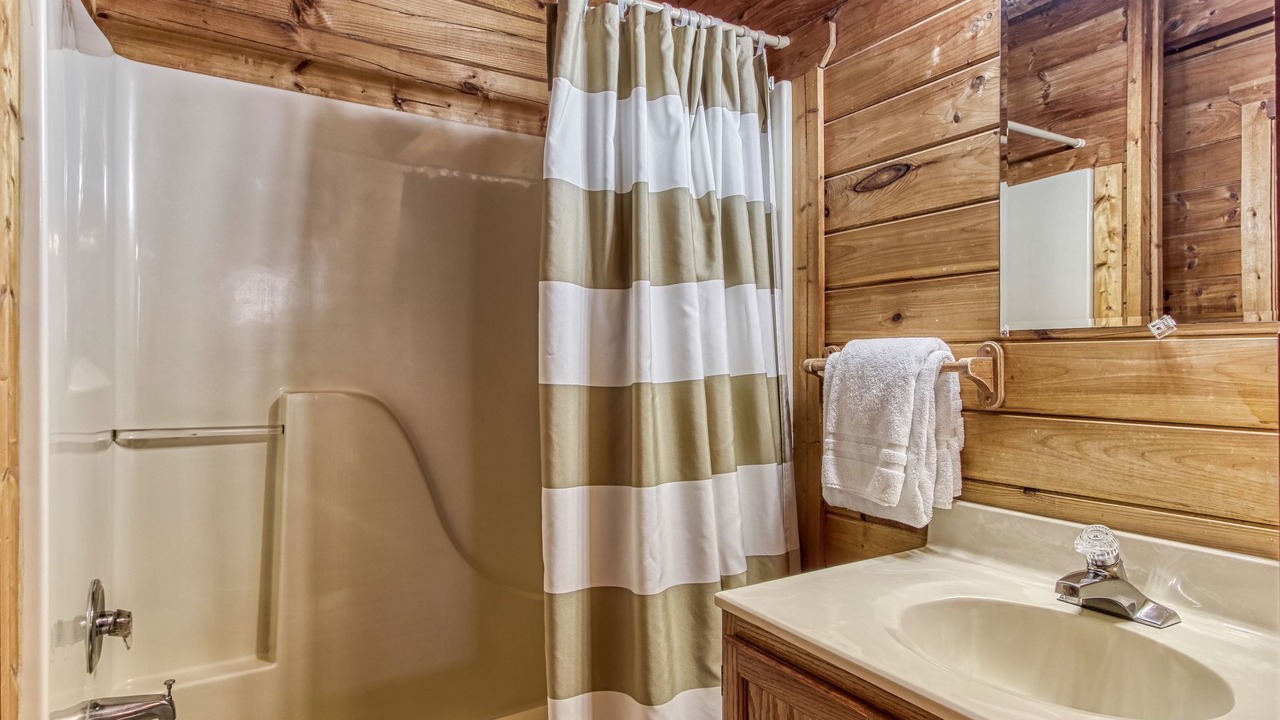 Photo of Bathroom in Pigeon Forge