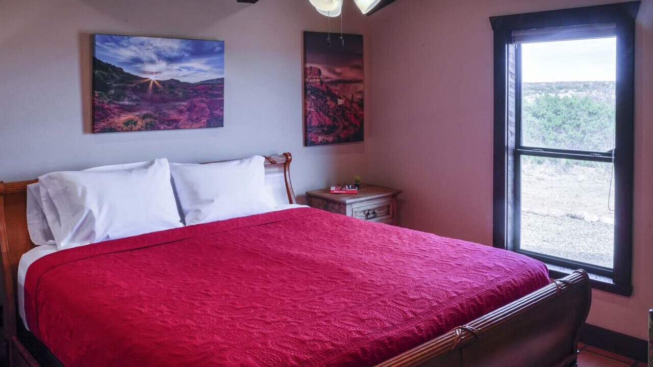 Photo of Bedroom in Canyon