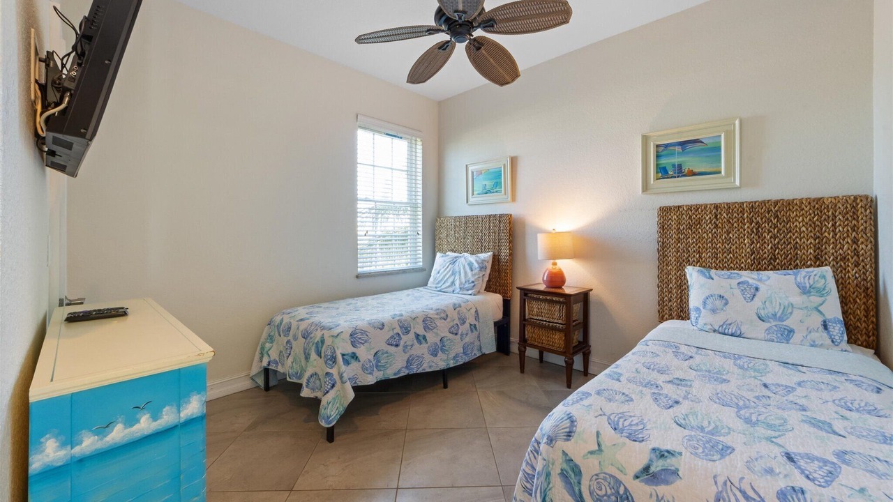 Photo of Bedroom in Holmes Beach