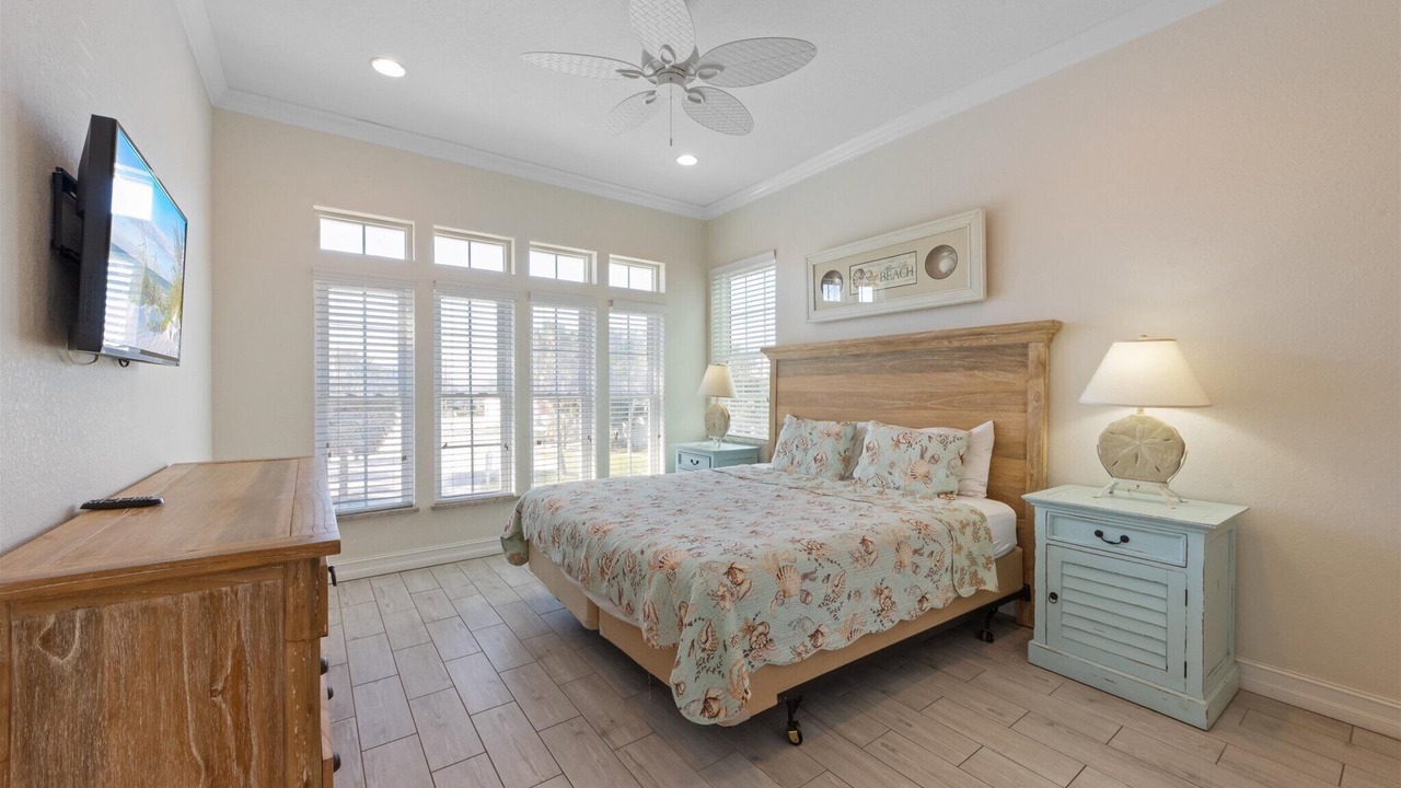 Photo of Bedroom in Holmes Beach