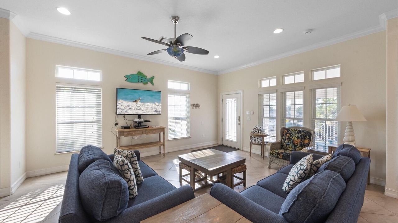 Photo of Livingroom in Holmes Beach