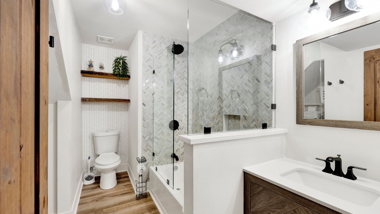 Photo of Bathroom in Southpointe