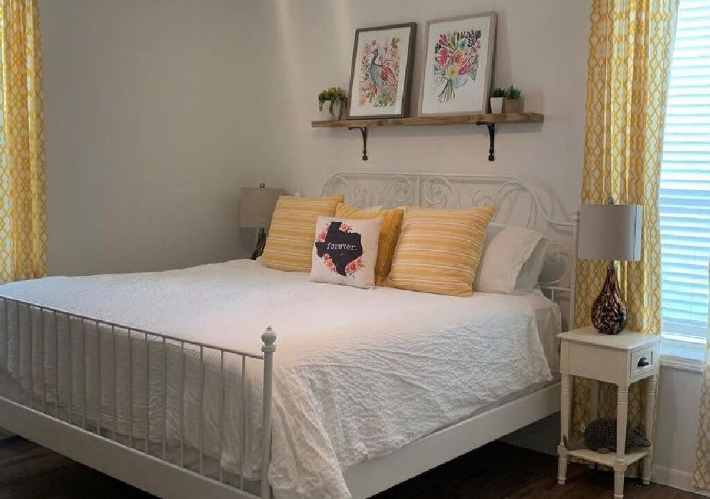 Photo of Bedroom in Brenham