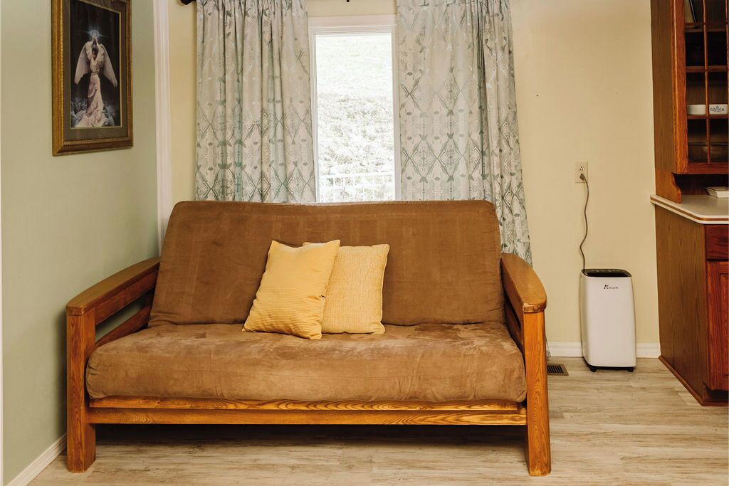 Photo of Livingroom in Huntsville