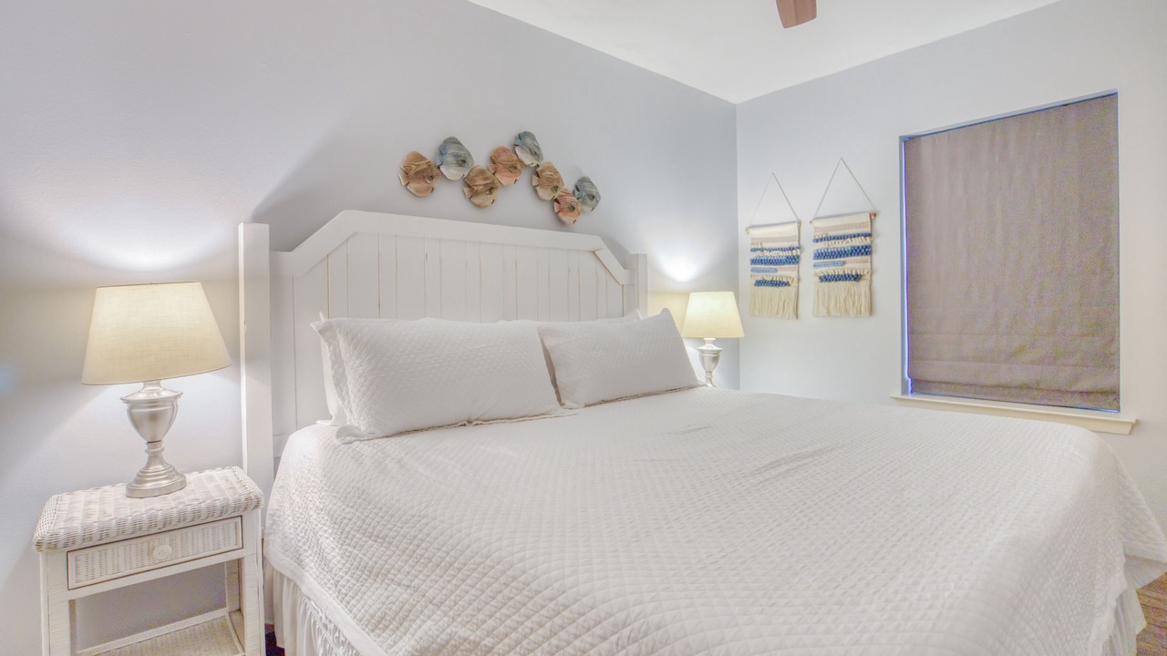 Photo of Bedroom in Orange Beach East