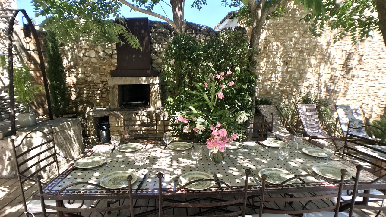 Photo of Outdoor in Caumont-sur-Durance