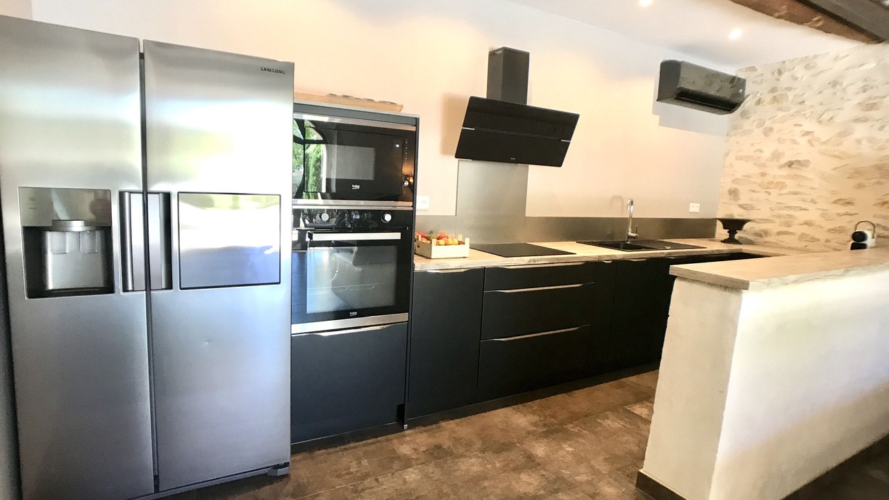 Photo of Kitchen in Caumont-sur-Durance