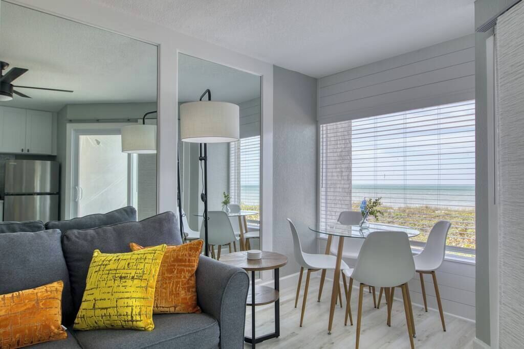 Photo of Livingroom in Belleair Beach