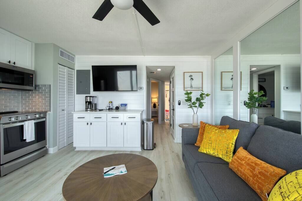 Photo of Livingroom in Belleair Beach