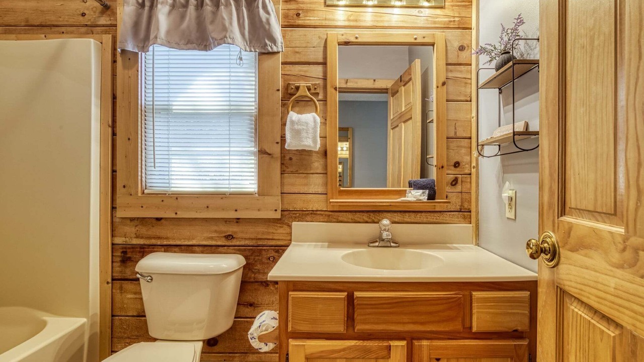 Photo of Bathroom in Pigeon Forge