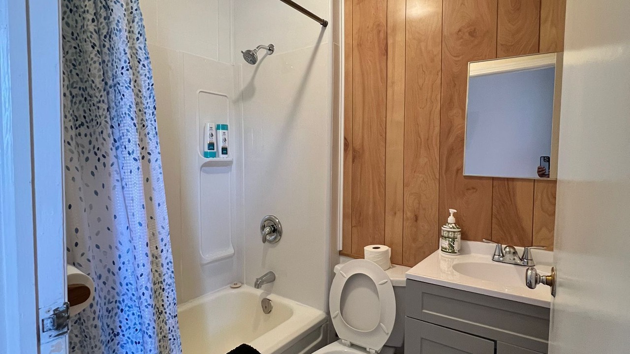 Photo of Bathroom in Wiltondale