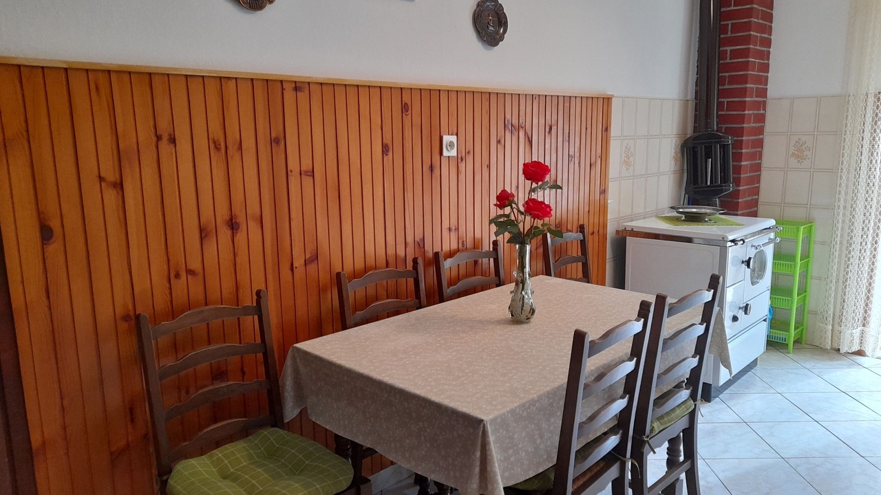 Photo of Livingroom in Mirce