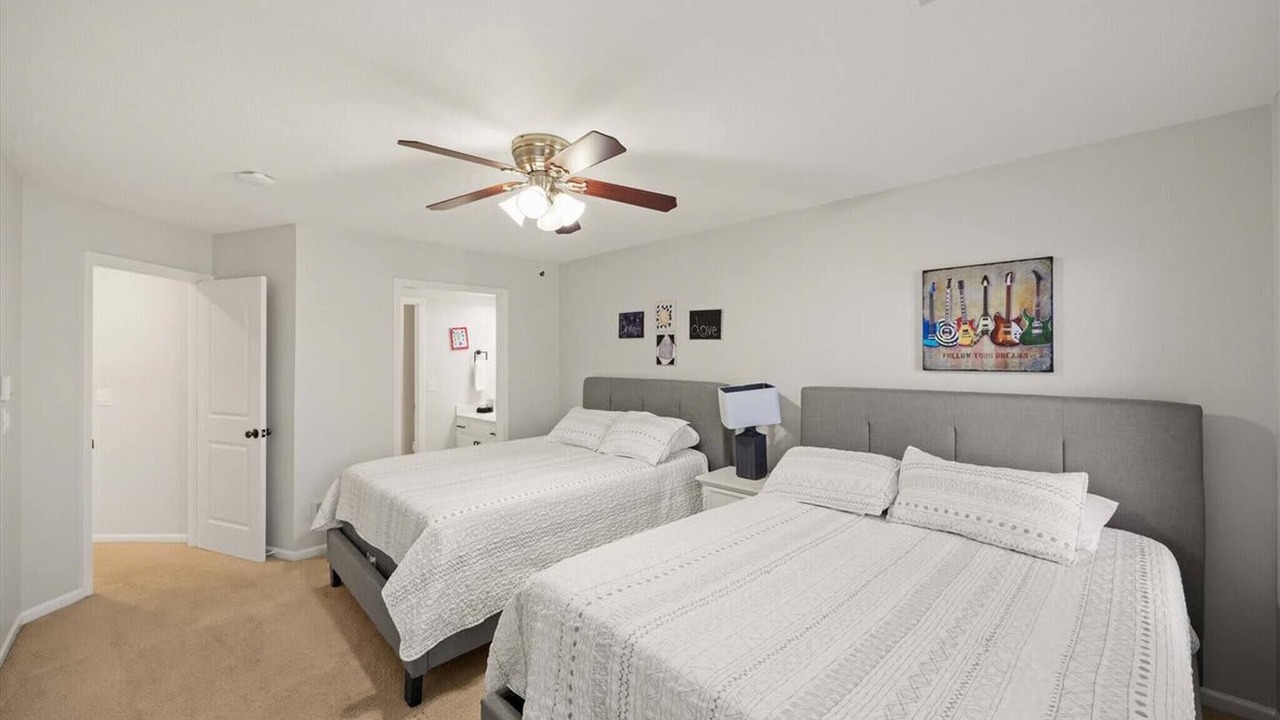 Photo of Bedroom in Overland Park
