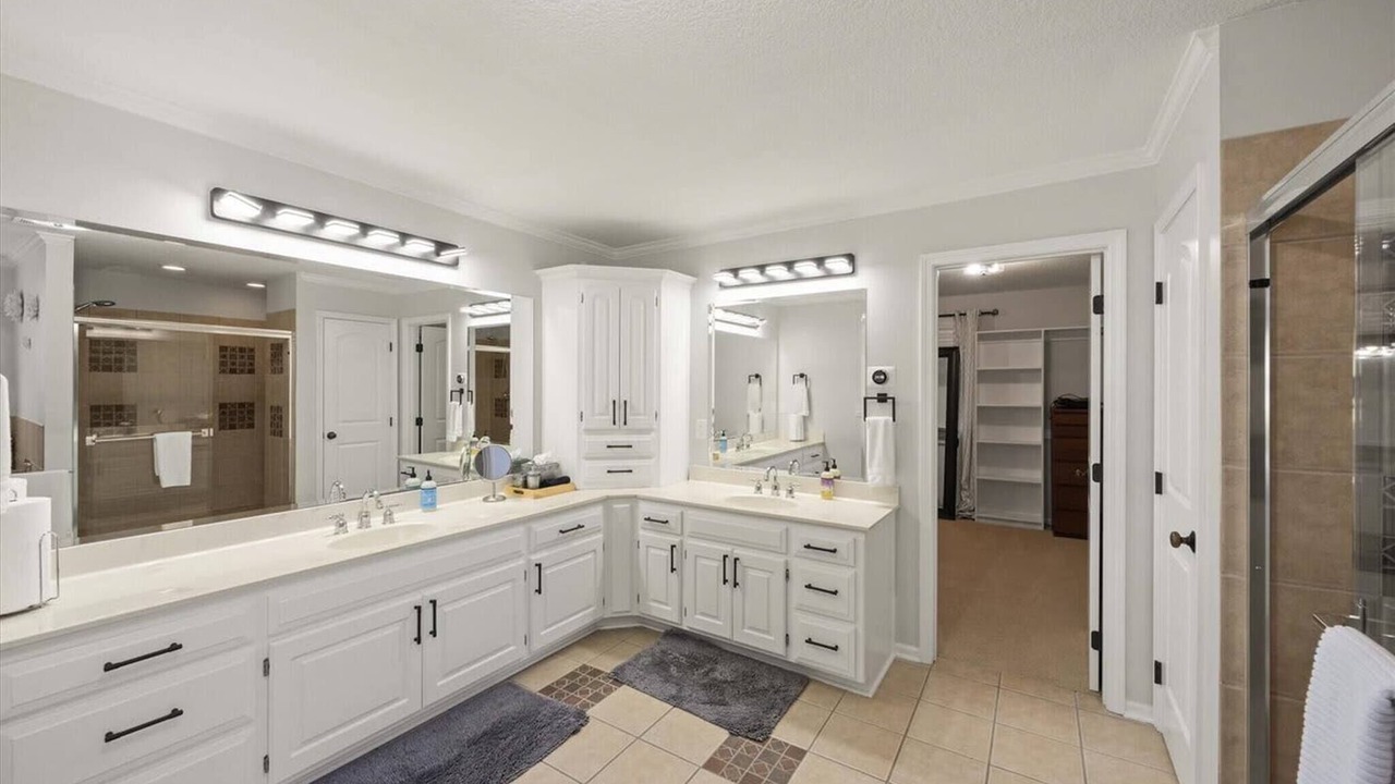 Photo of Bathroom in Overland Park