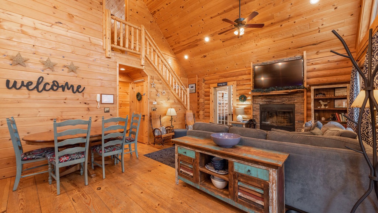 Photo of Livingroom in Thayerville