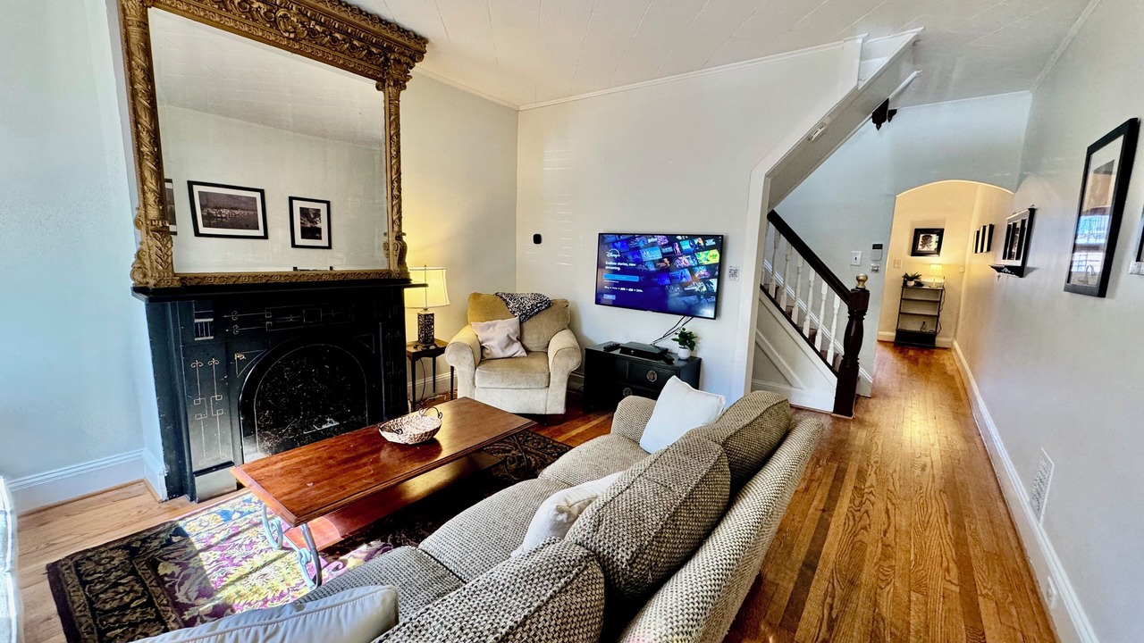 Photo of Bedroom in Downtown Baltimore