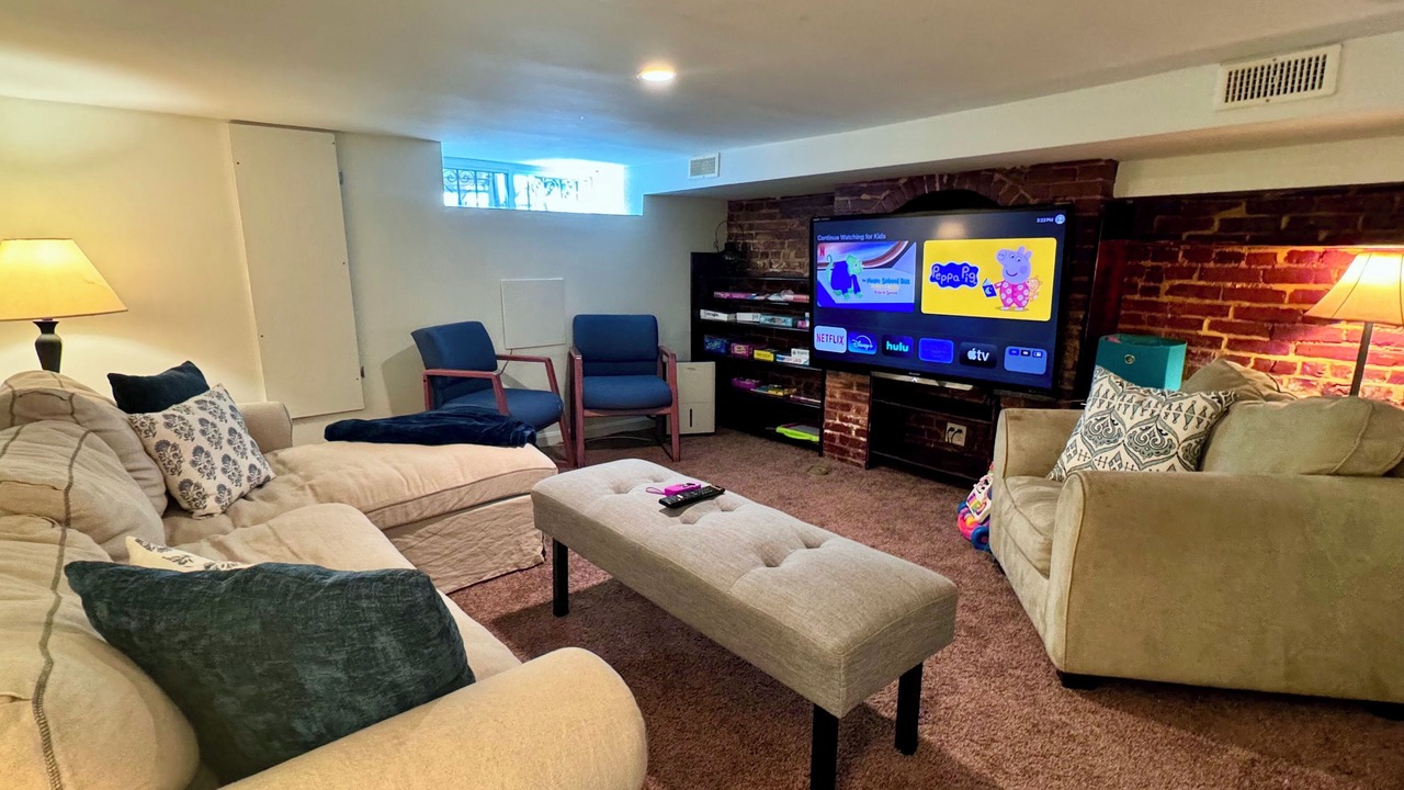 Photo of Bedroom in Downtown Baltimore