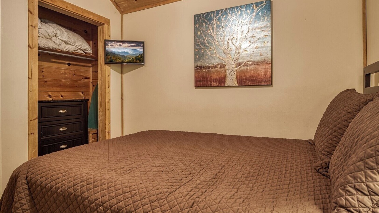 Photo of Bedroom in Sevierville