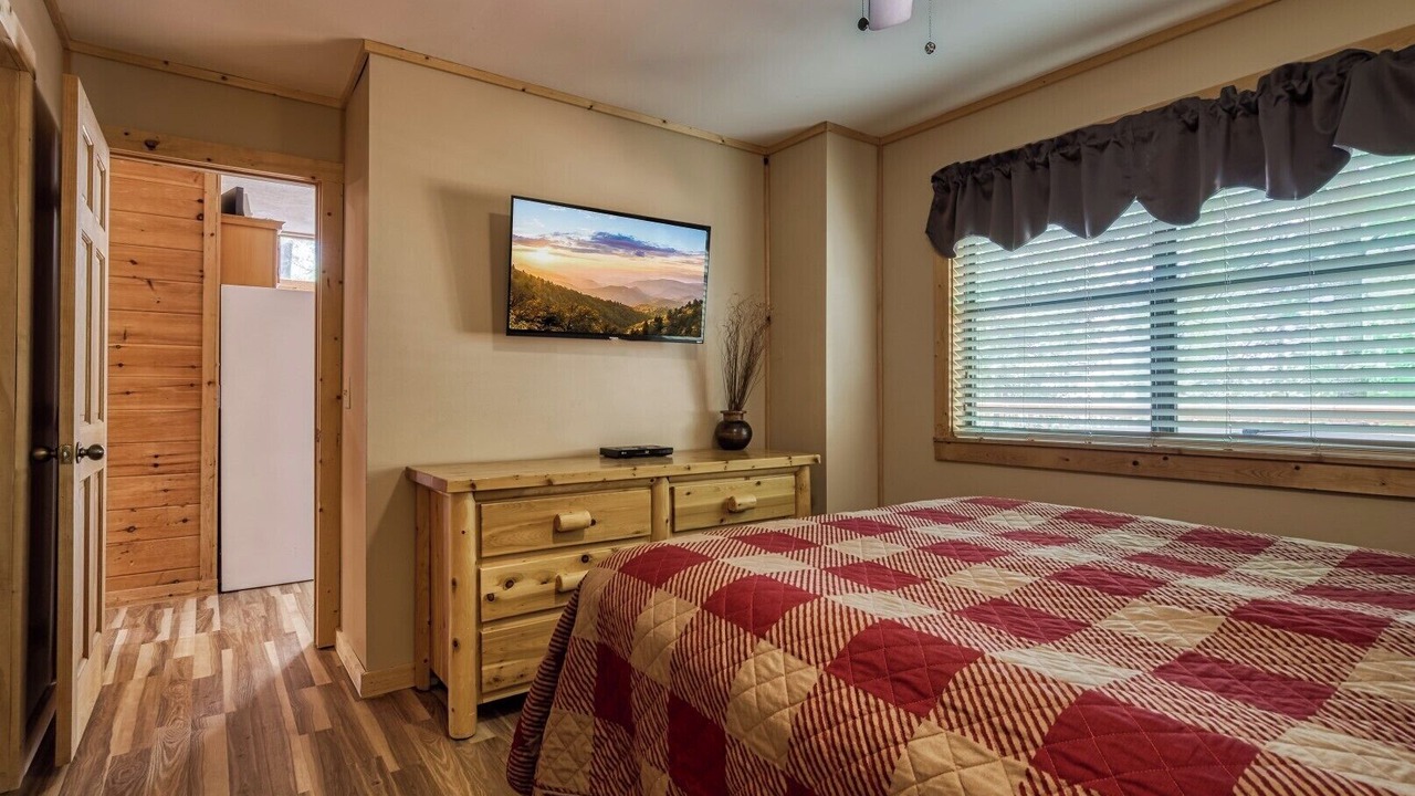 Photo of Others in Sevierville