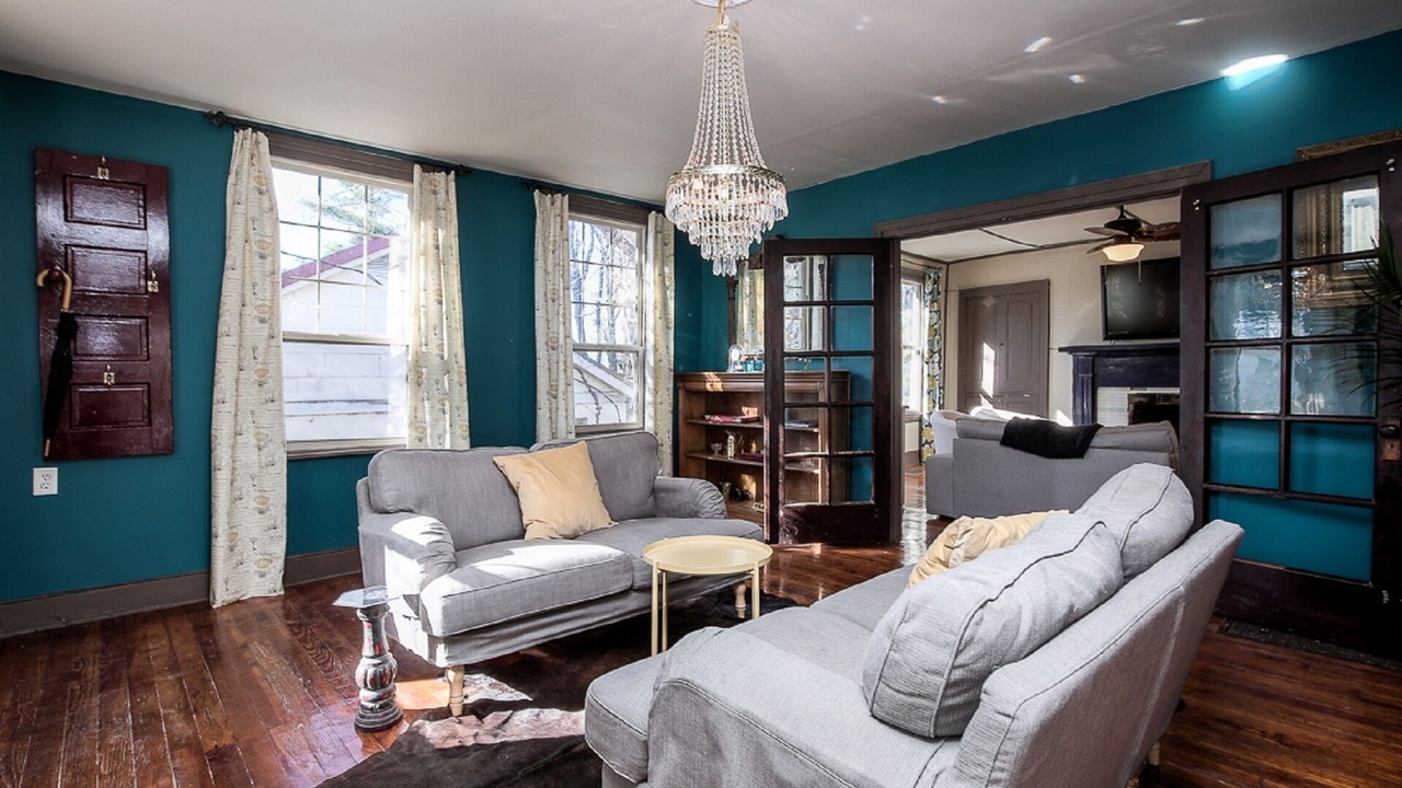 Photo of Livingroom in Weston